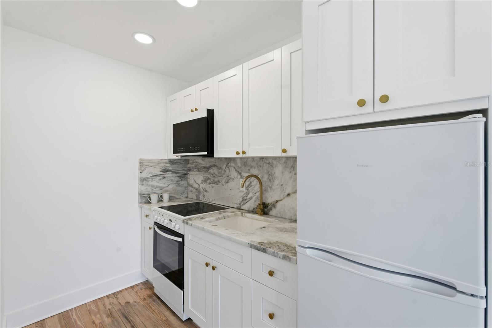 THORNTONS ADD - Residential Income