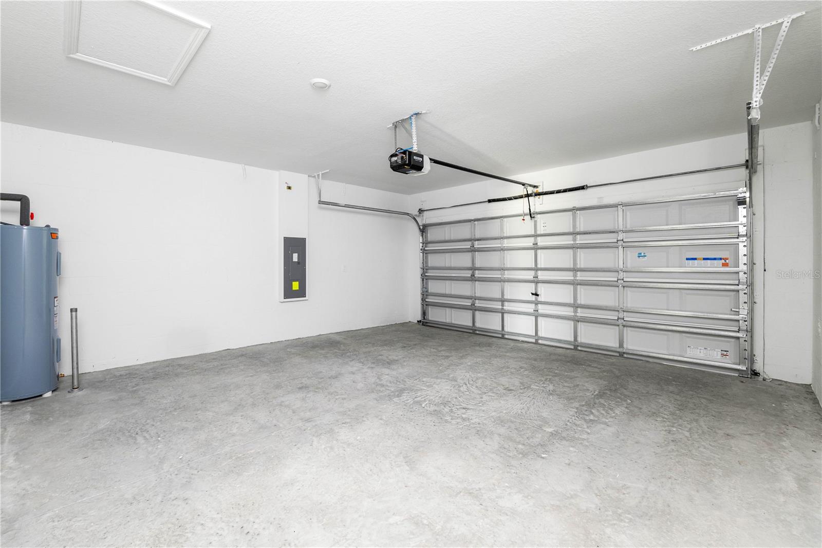 MIRADA PRCL 6 - Residential Lease