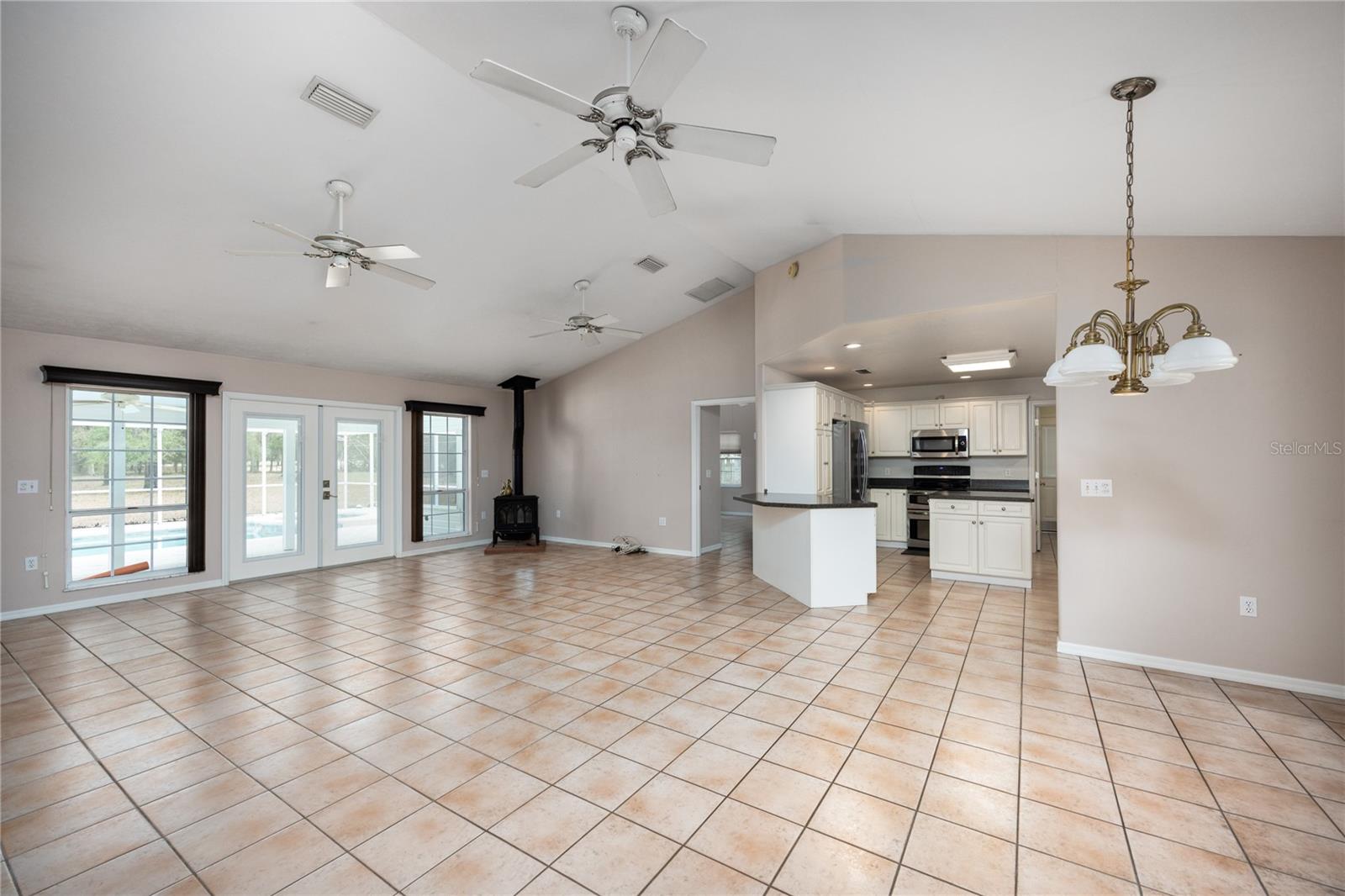 SPRING HILL - Residential