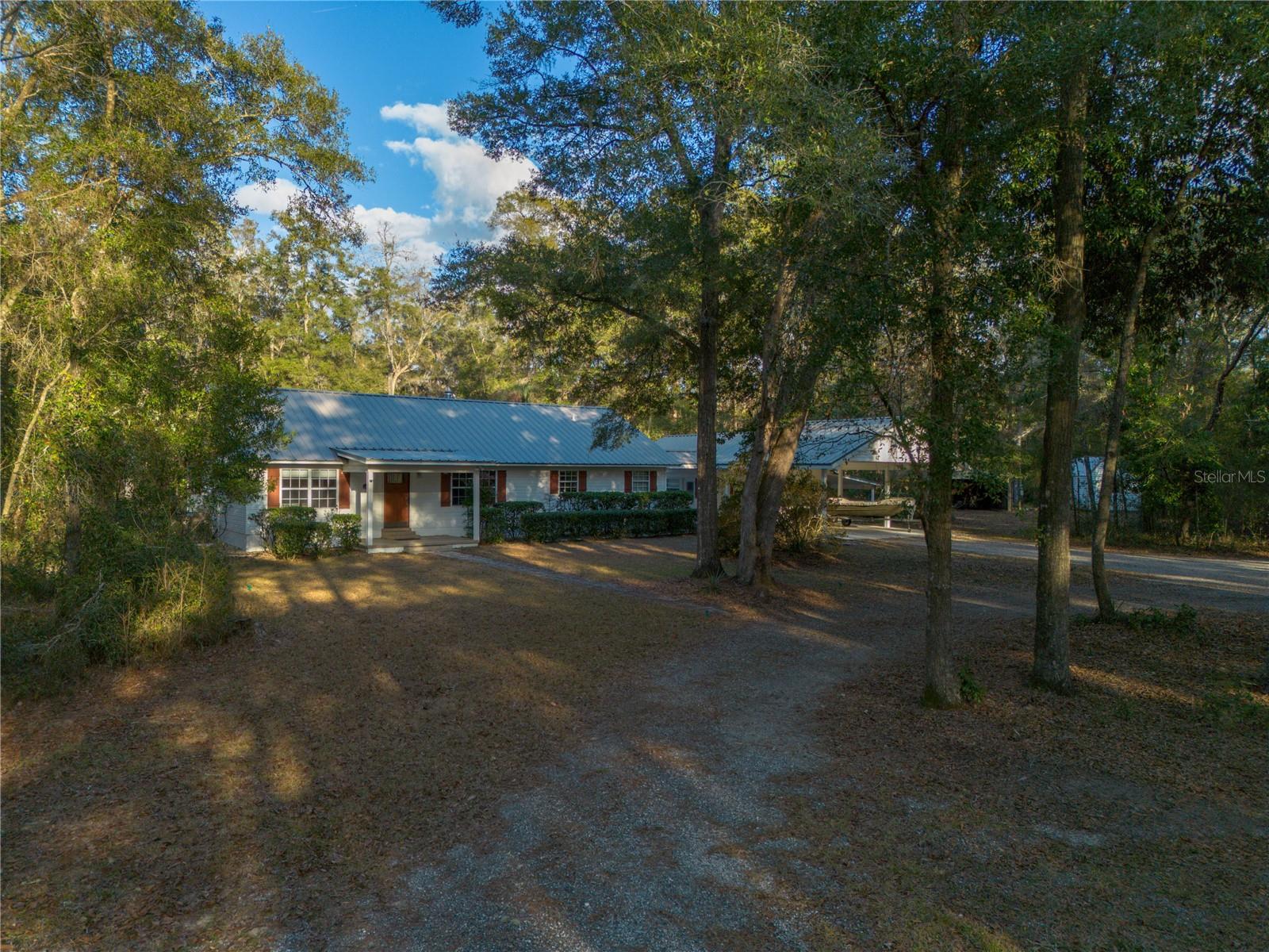 SPRING HILL - Residential