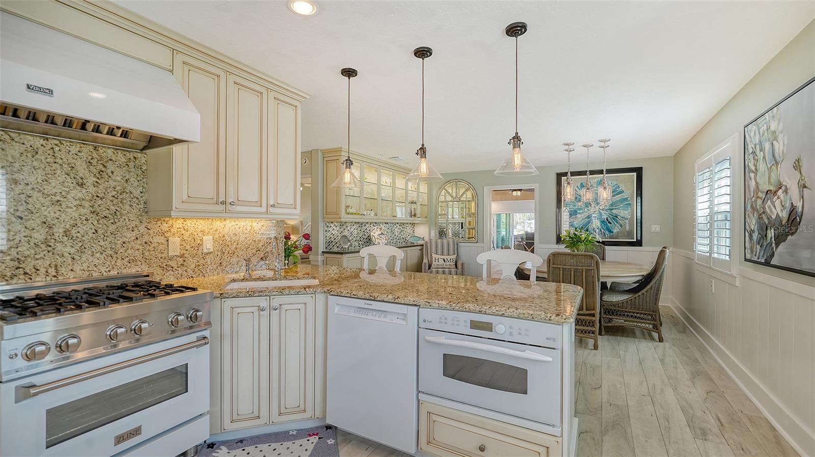 LONGBEACH ON LONGBOAT KEY - Residential