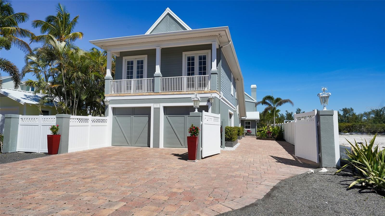 LONGBEACH ON LONGBOAT KEY - Residential