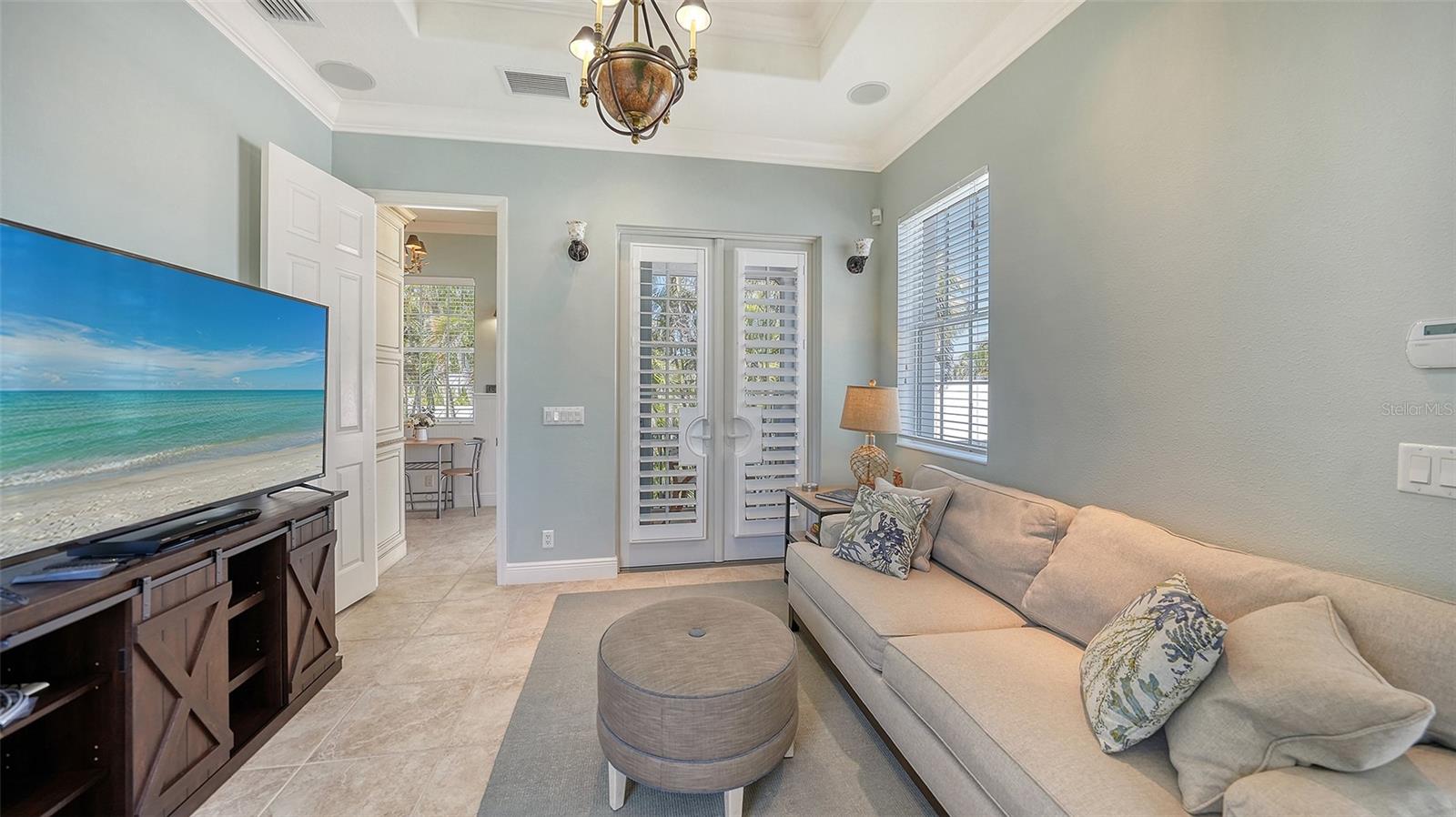 LONGBEACH ON LONGBOAT KEY - Residential