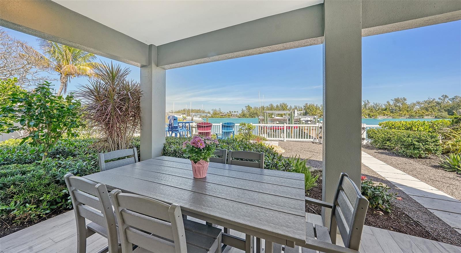 LONGBEACH ON LONGBOAT KEY - Residential