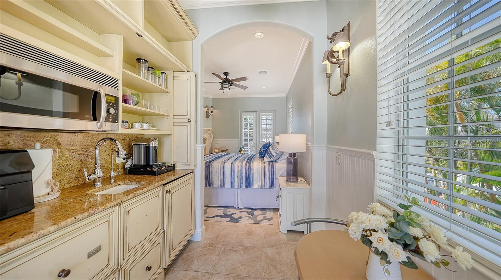 LONGBEACH ON LONGBOAT KEY - Residential