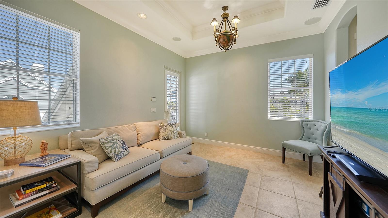 LONGBEACH ON LONGBOAT KEY - Residential