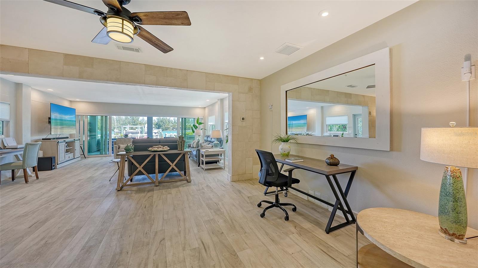 LONGBEACH ON LONGBOAT KEY - Residential