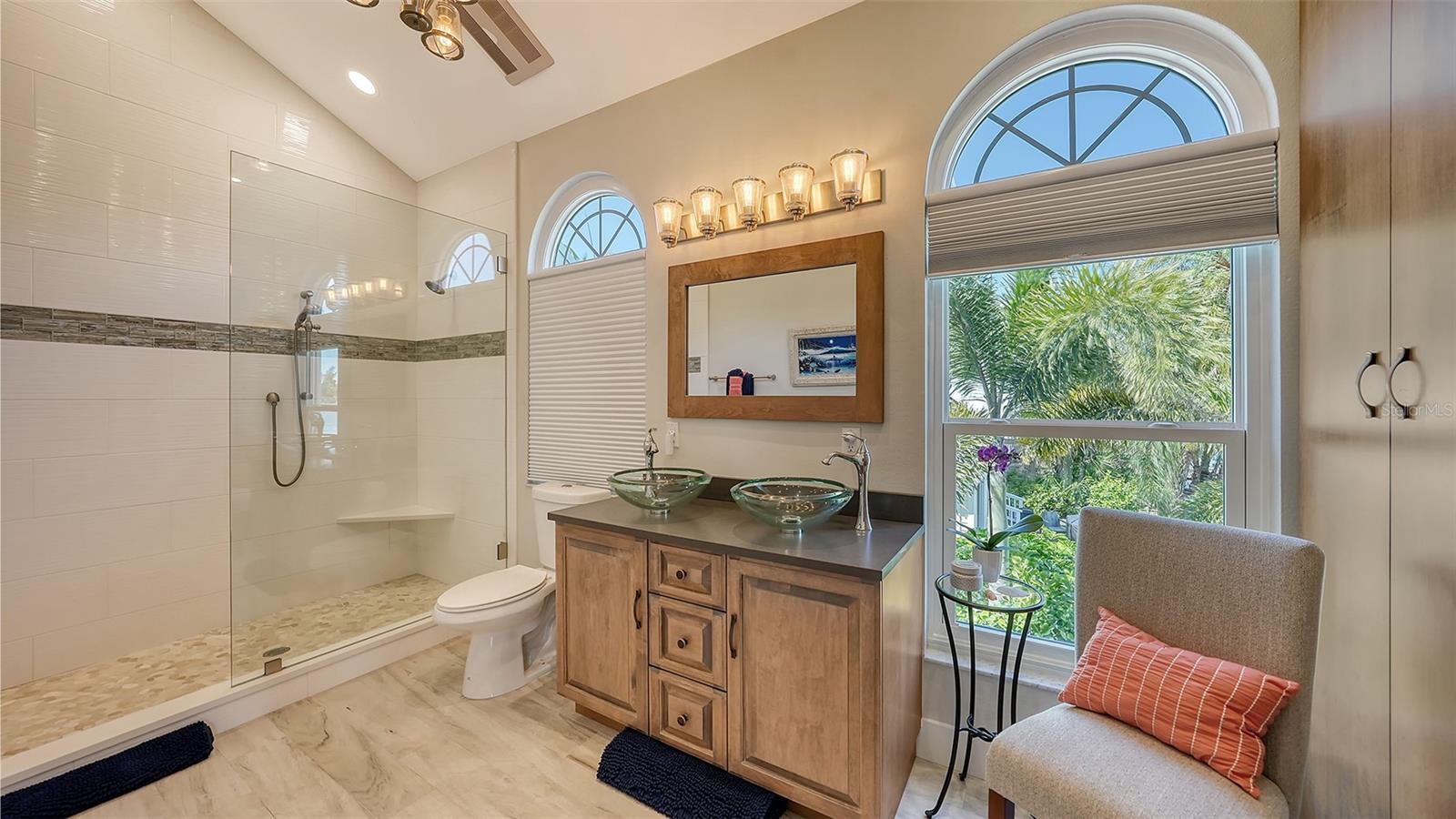 LONGBEACH ON LONGBOAT KEY - Residential