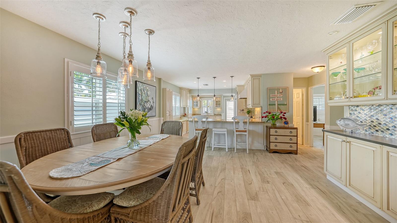 LONGBEACH ON LONGBOAT KEY - Residential