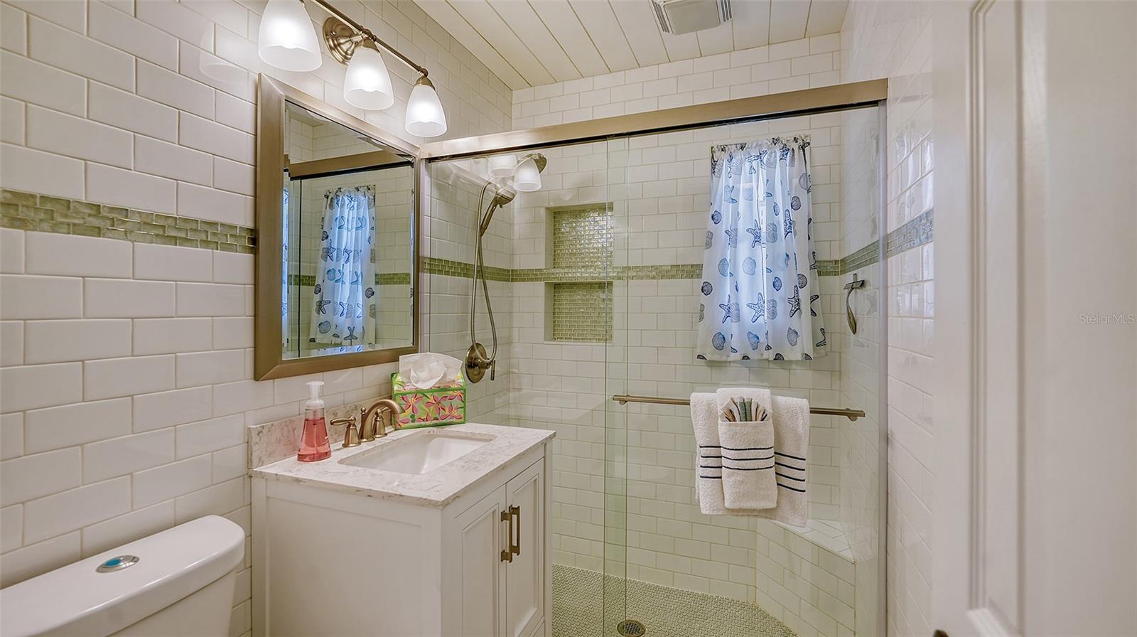 LONGBEACH ON LONGBOAT KEY - Residential