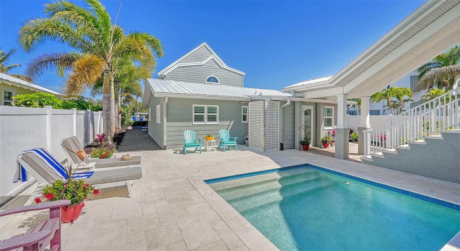 LONGBEACH ON LONGBOAT KEY - Residential