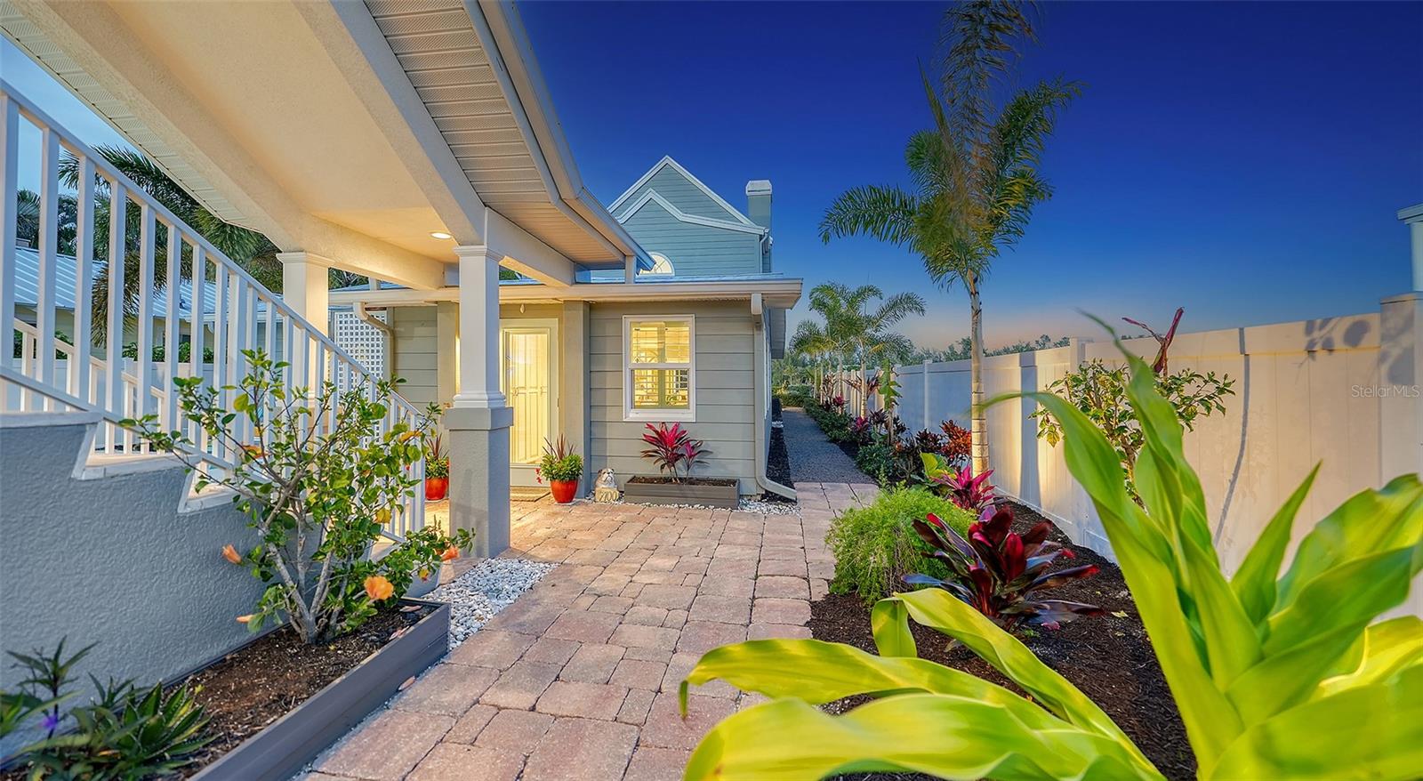 LONGBEACH ON LONGBOAT KEY - Residential