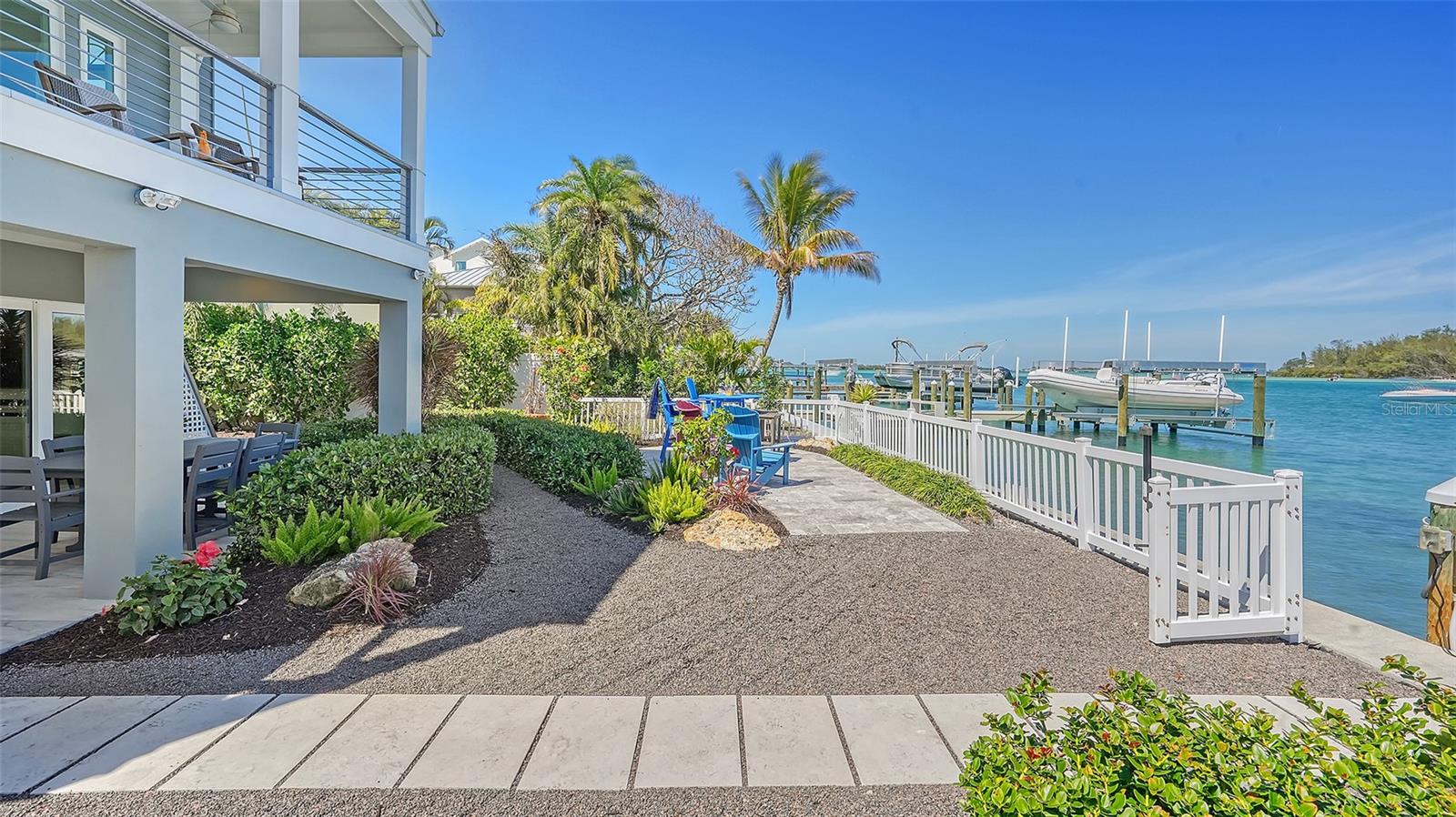 LONGBEACH ON LONGBOAT KEY - Residential