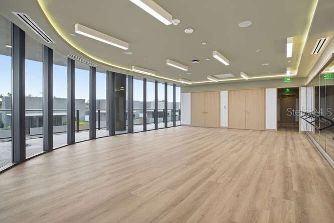 BAYSHORE YSABELLA CONDOMINIUM - Residential