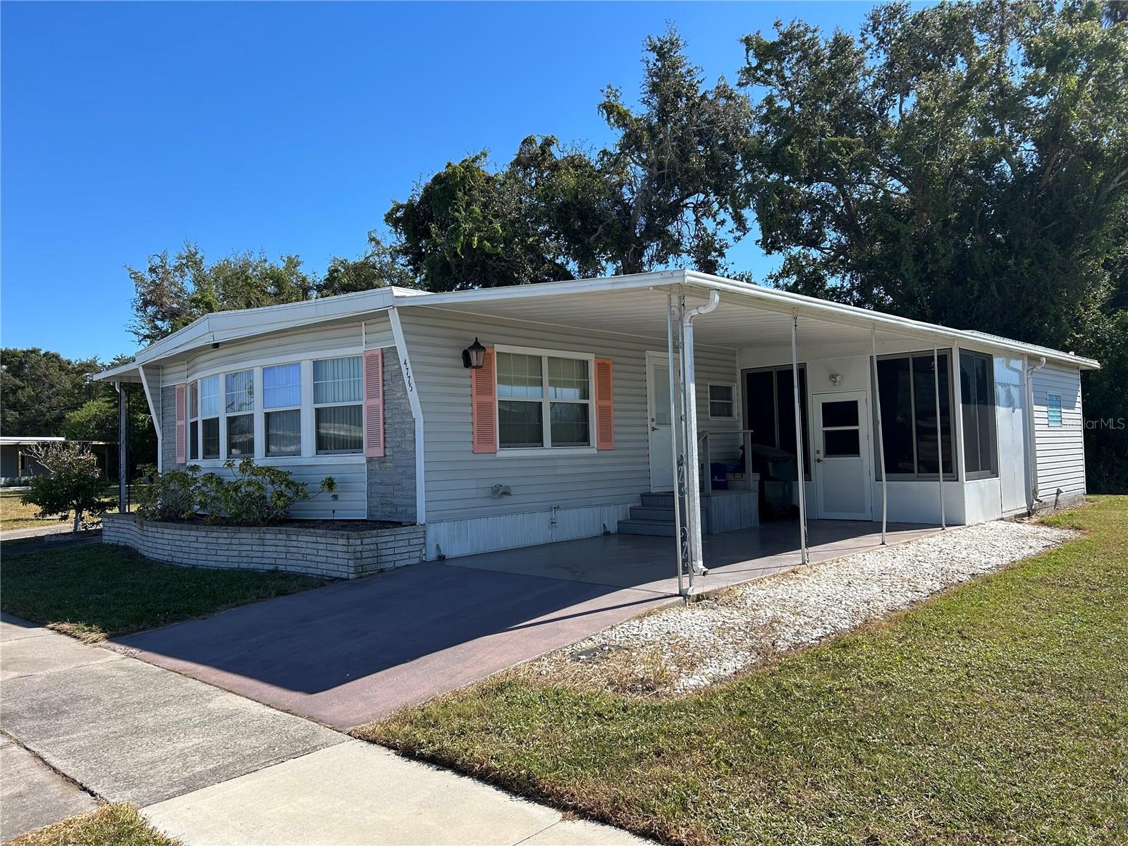 TRI-PAR ESTATES - Residential