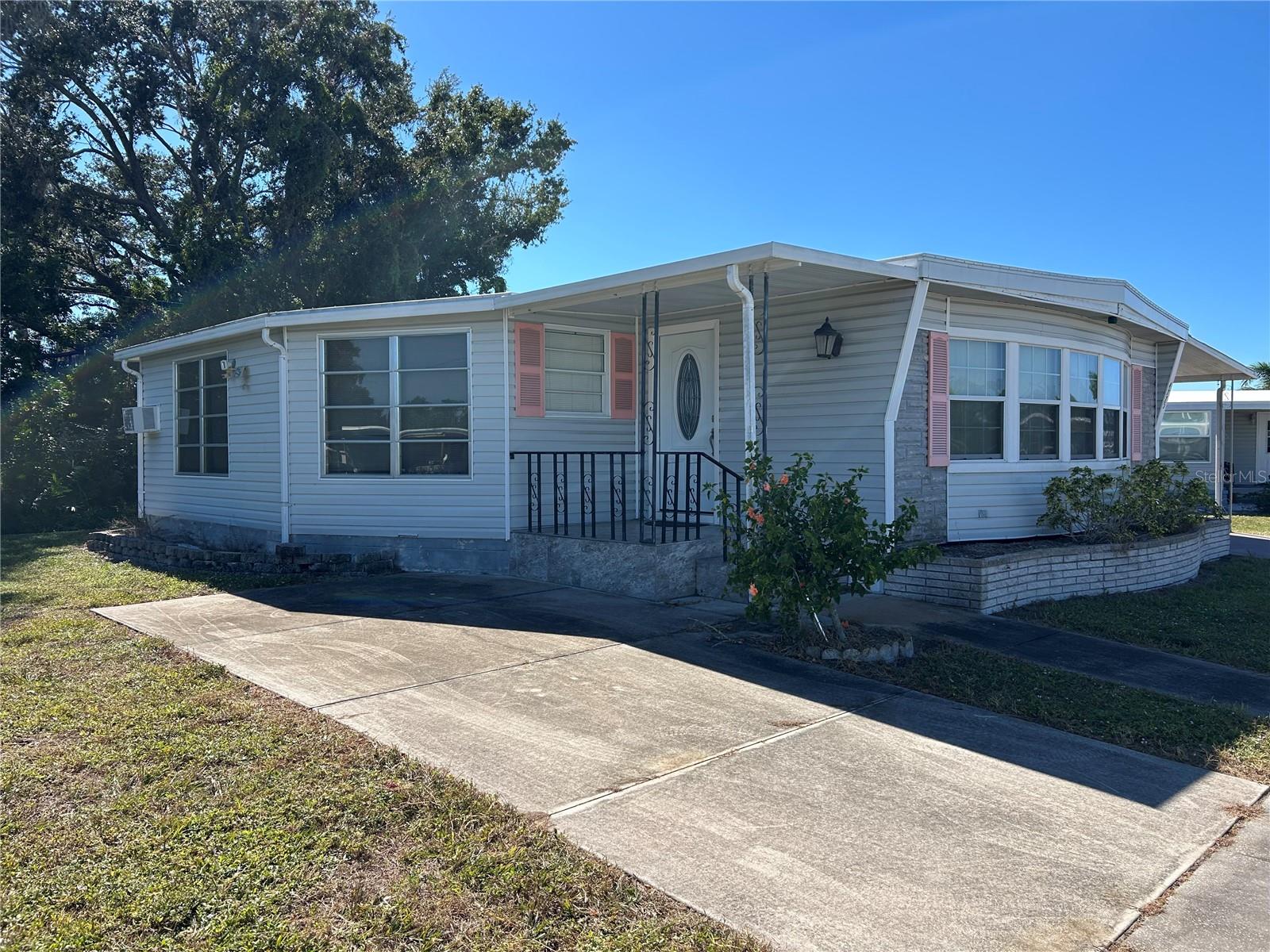 TRI-PAR ESTATES - Residential