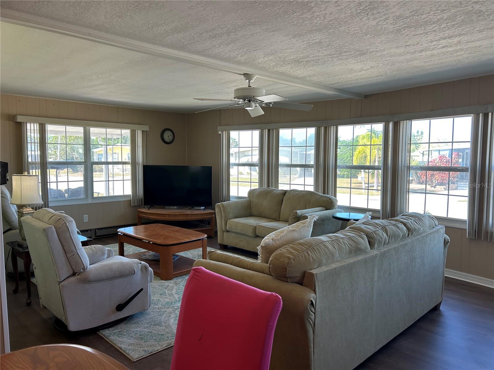 TRI-PAR ESTATES - Residential