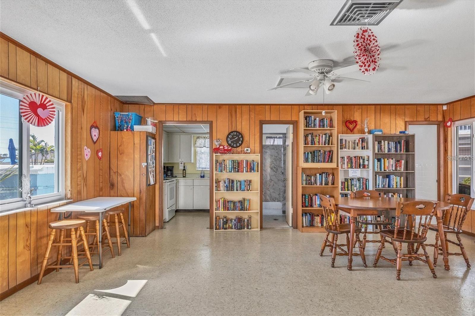 HOLIDAY APTS - Residential Lease