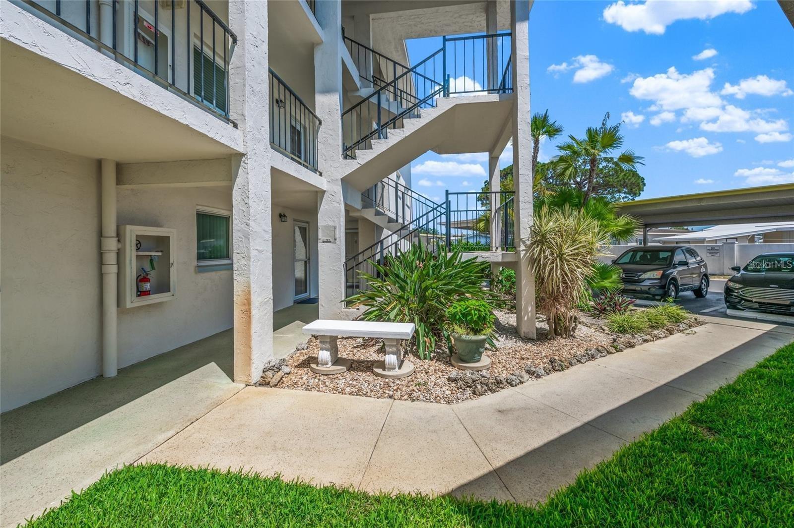 HOLIDAY APTS - Residential Lease