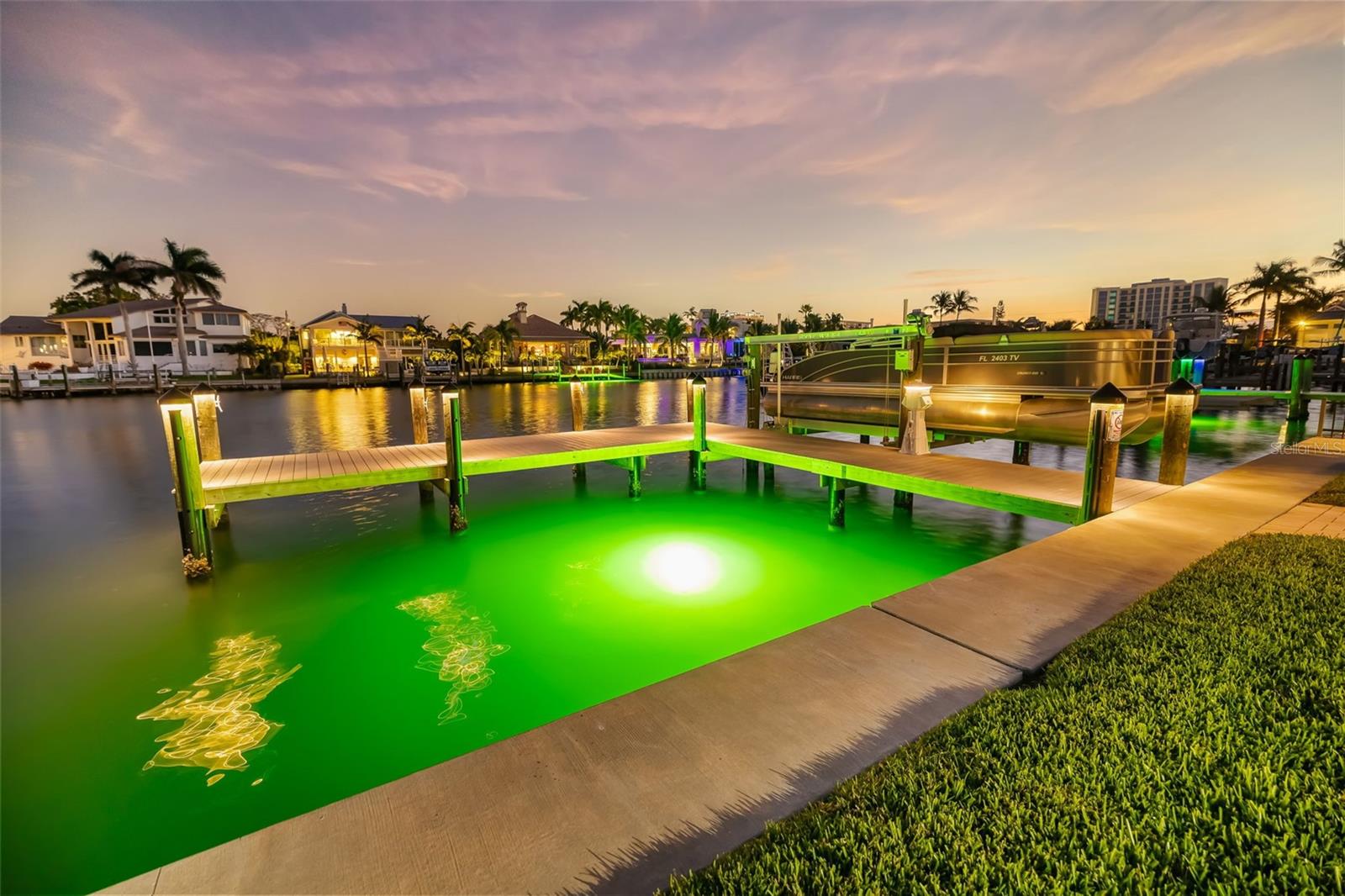 LIDO BEACH - Residential