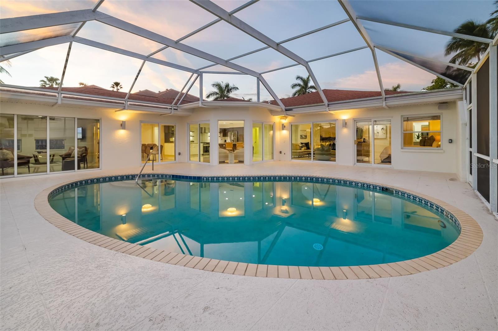 LIDO BEACH - Residential