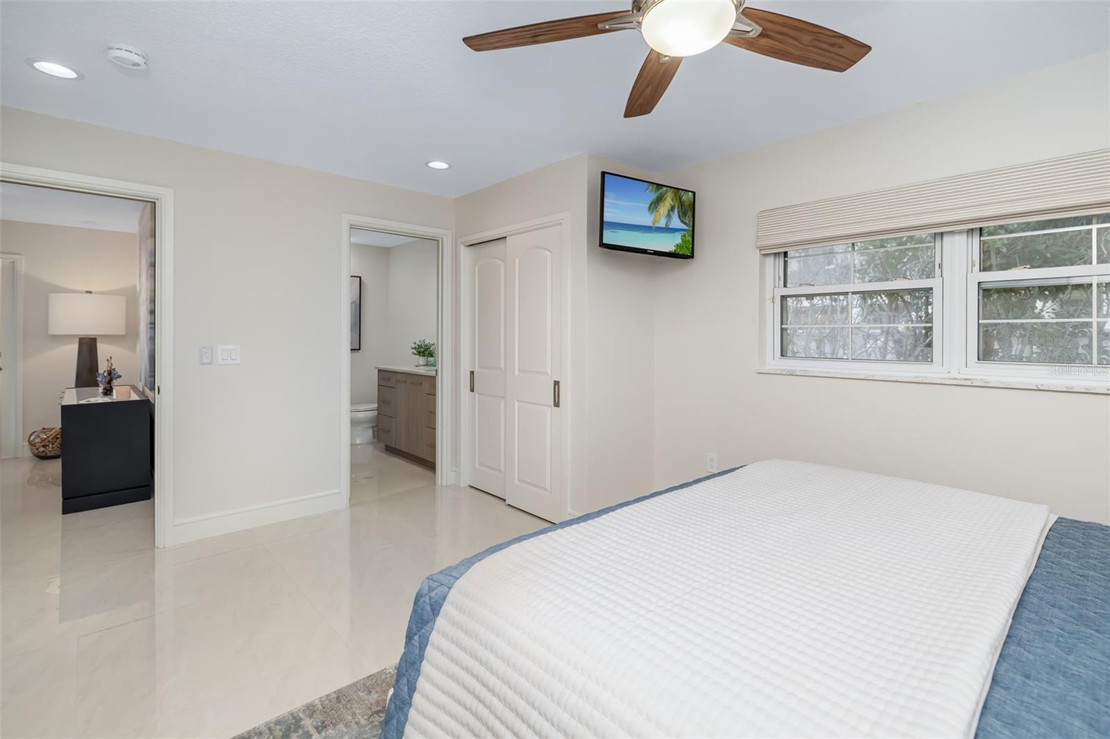 LIDO BEACH - Residential