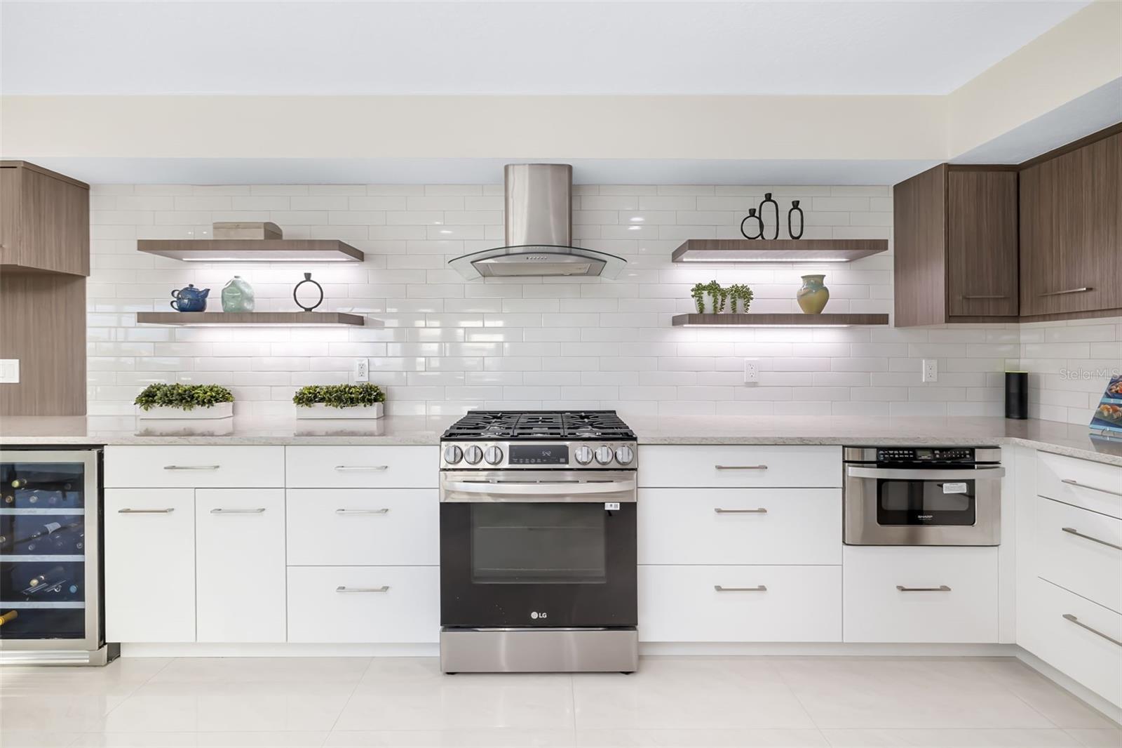 LIDO BEACH - Residential