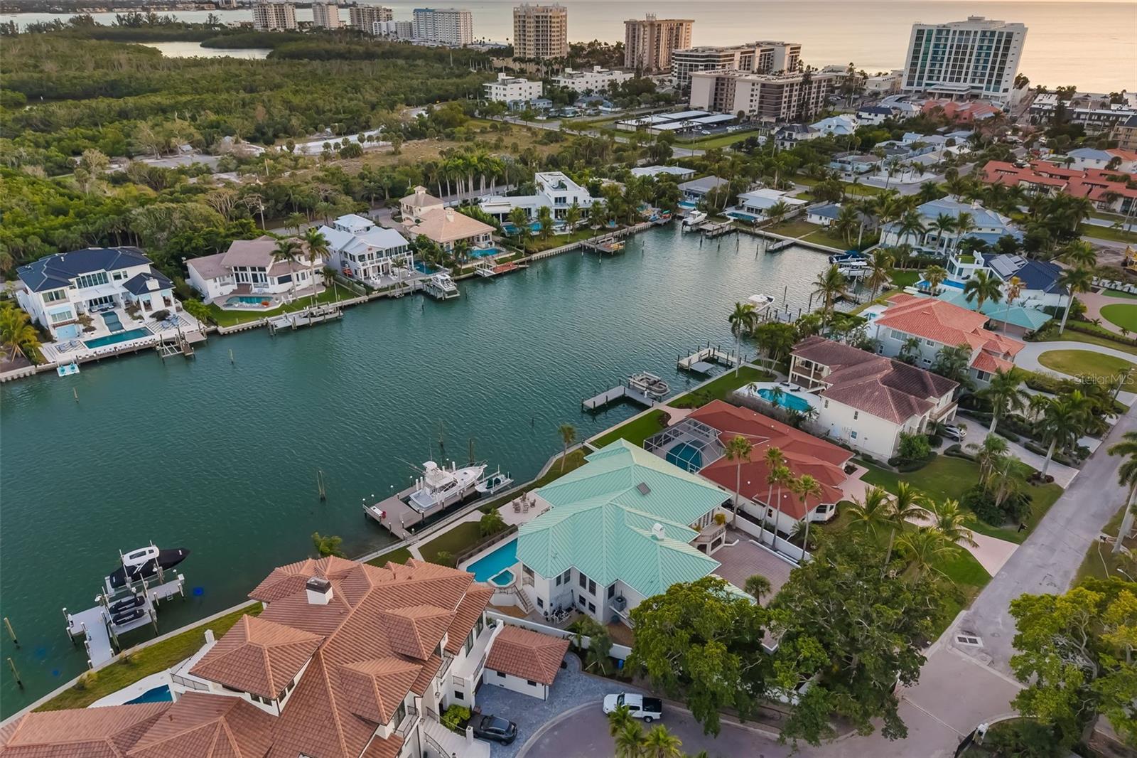 LIDO BEACH - Residential