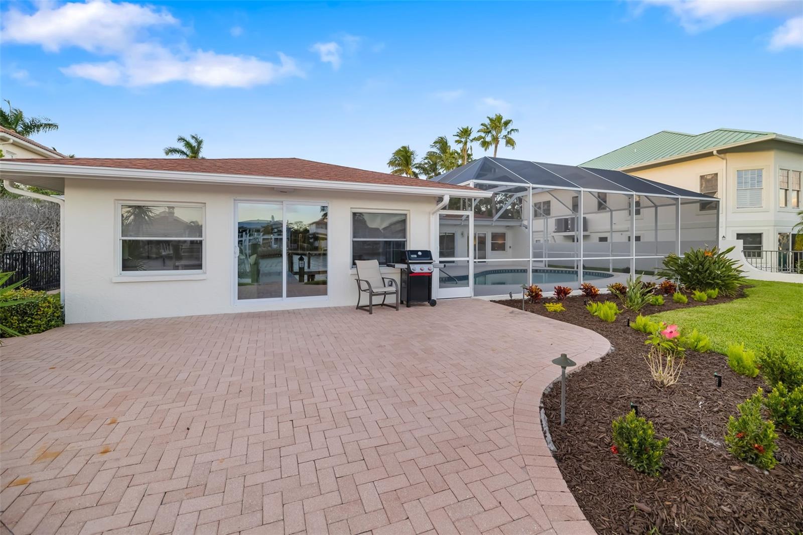 LIDO BEACH - Residential