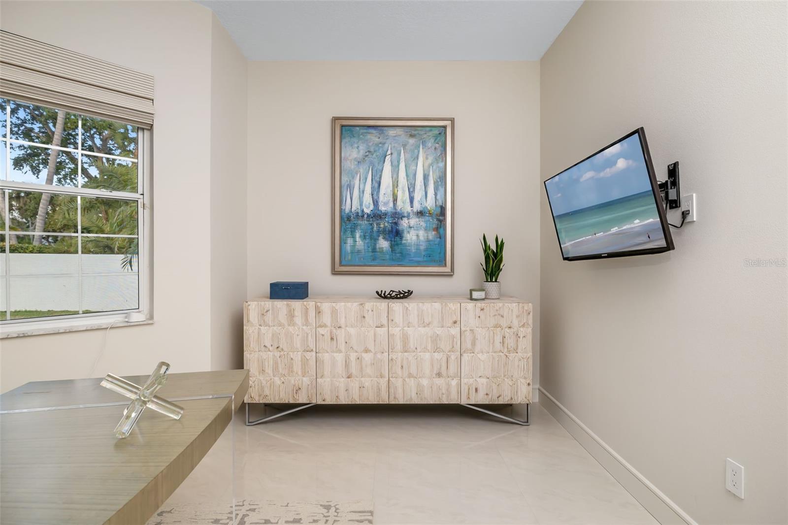 LIDO BEACH - Residential