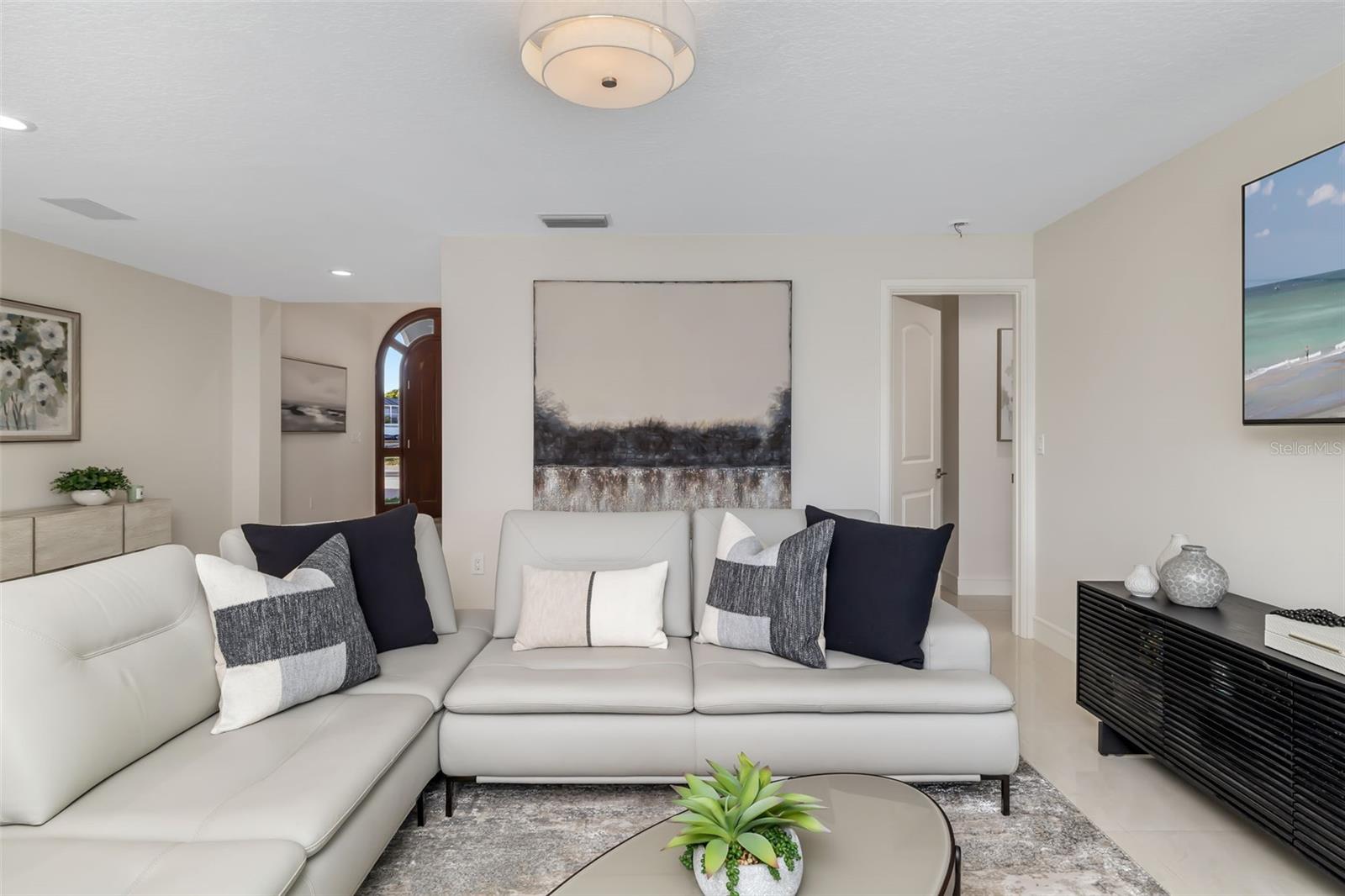 LIDO BEACH - Residential