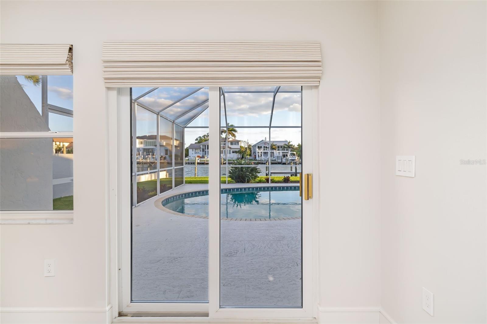 LIDO BEACH - Residential