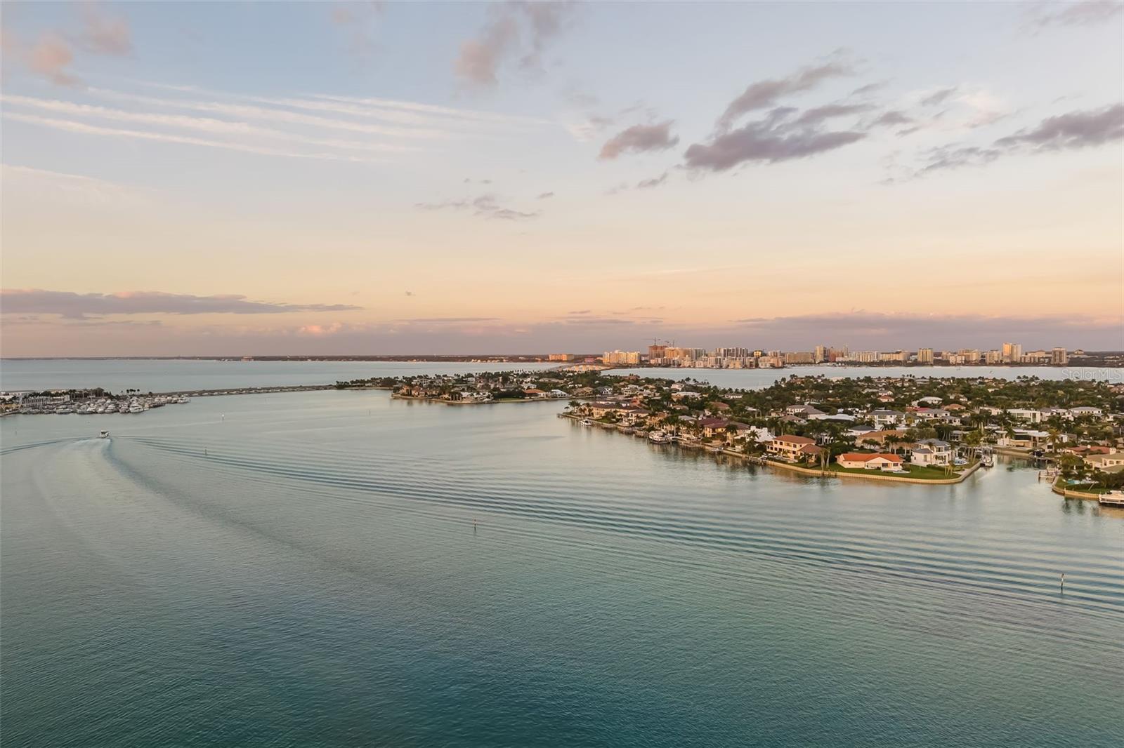 LIDO BEACH - Residential