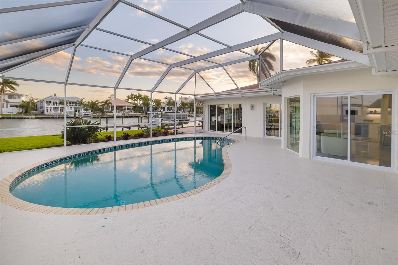 LIDO BEACH - Residential