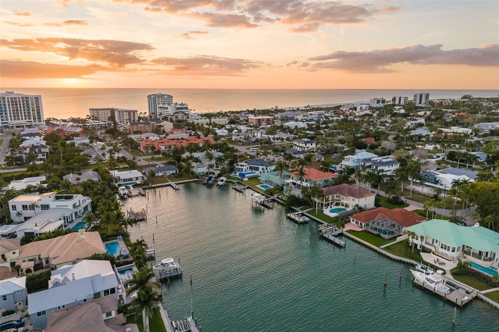 LIDO BEACH - Residential