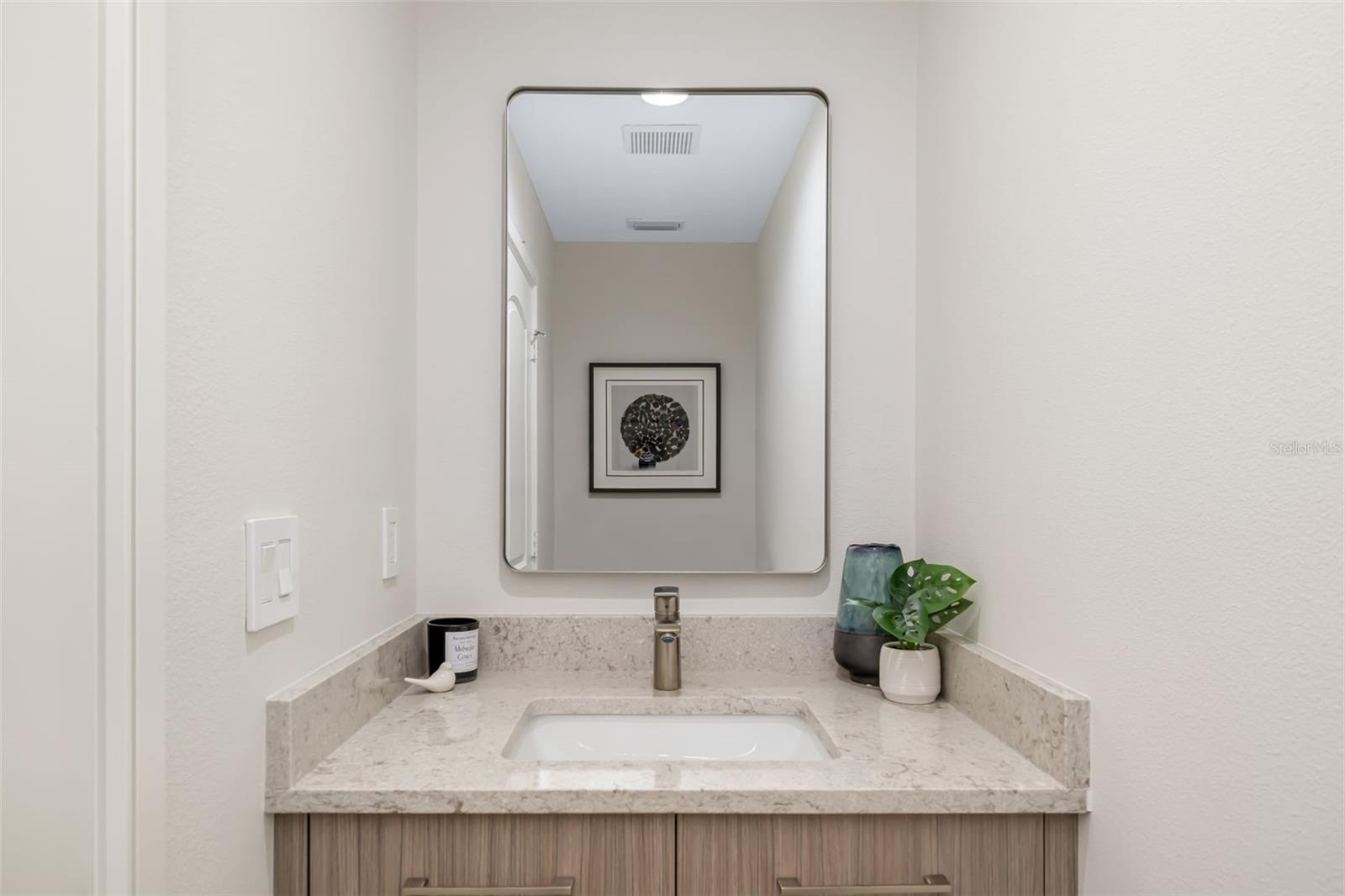 LIDO BEACH - Residential