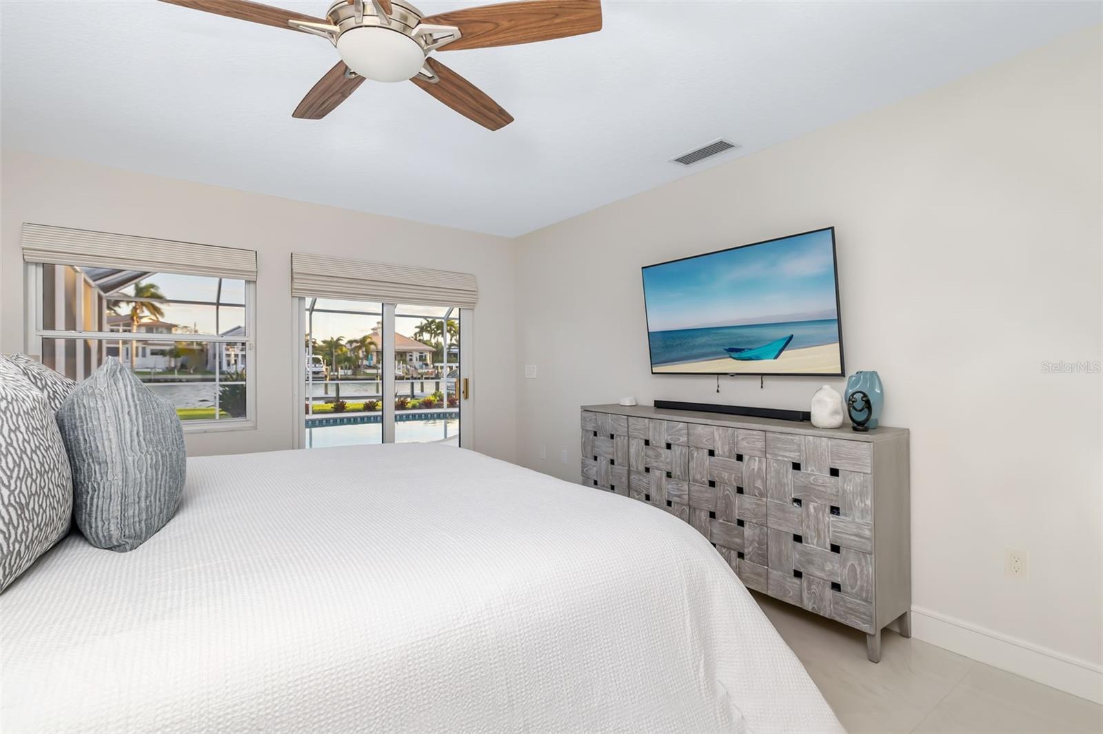 LIDO BEACH - Residential