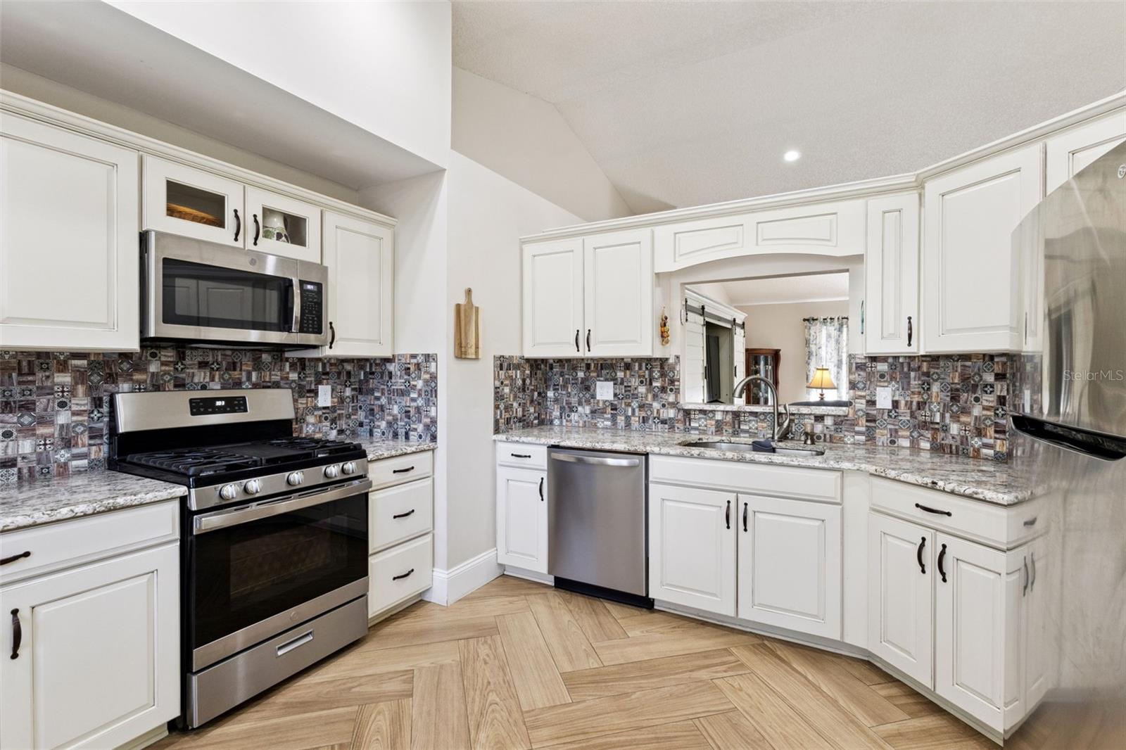 MAGDA ESTATES - Residential