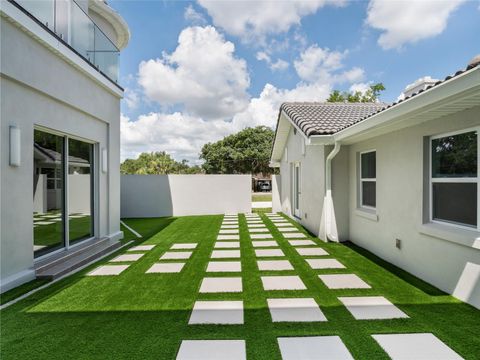 Tiny photo for 1190 W Lakeshore Drive, Clermont, FL 34711 (MLS # O6416887)