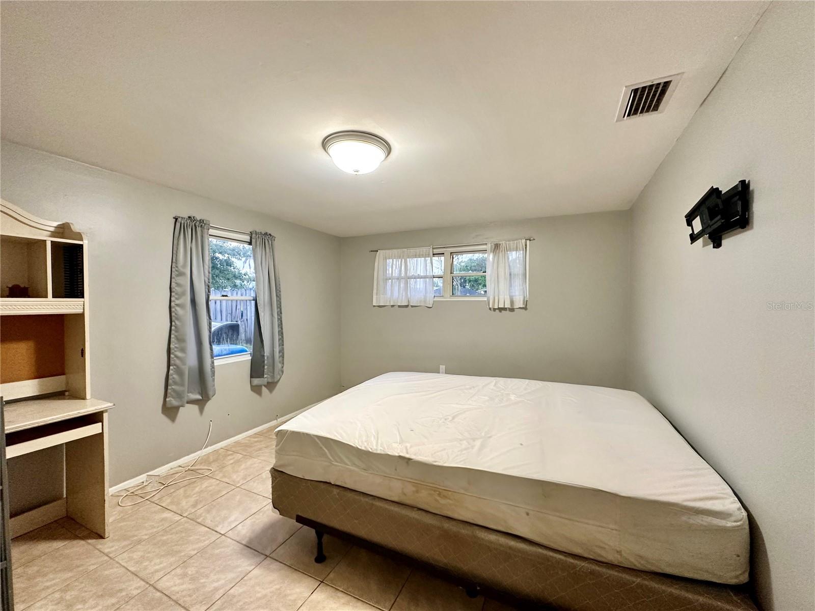 SEMINOLE GARDENS - Residential