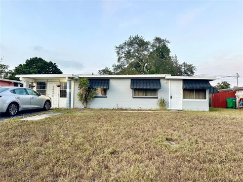 Photo of 10273 109th Avenue, Largo, FL 33773 (MLS # OM714771)