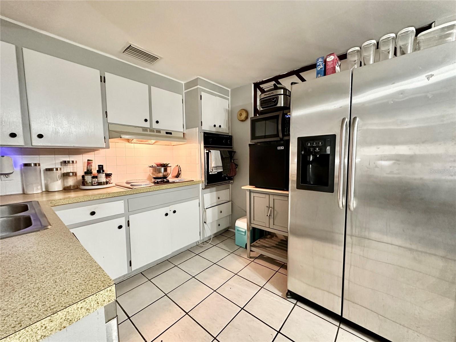 SEMINOLE GARDENS - Residential