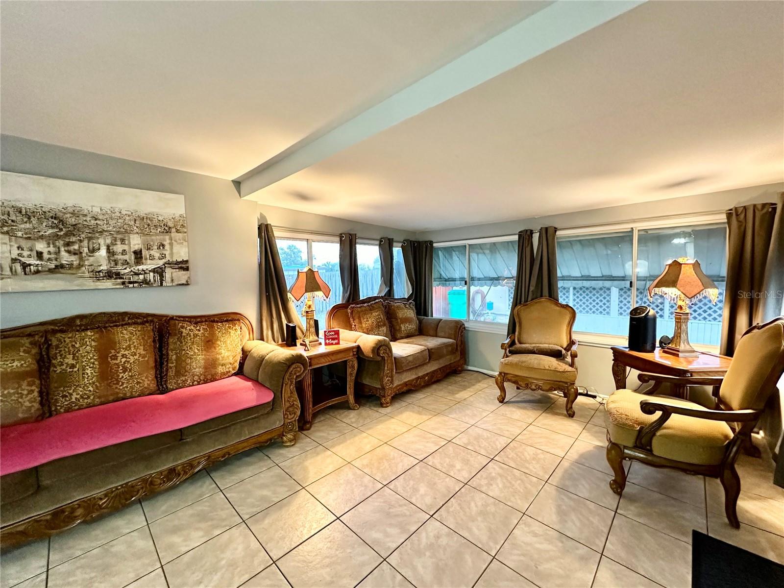 SEMINOLE GARDENS - Residential