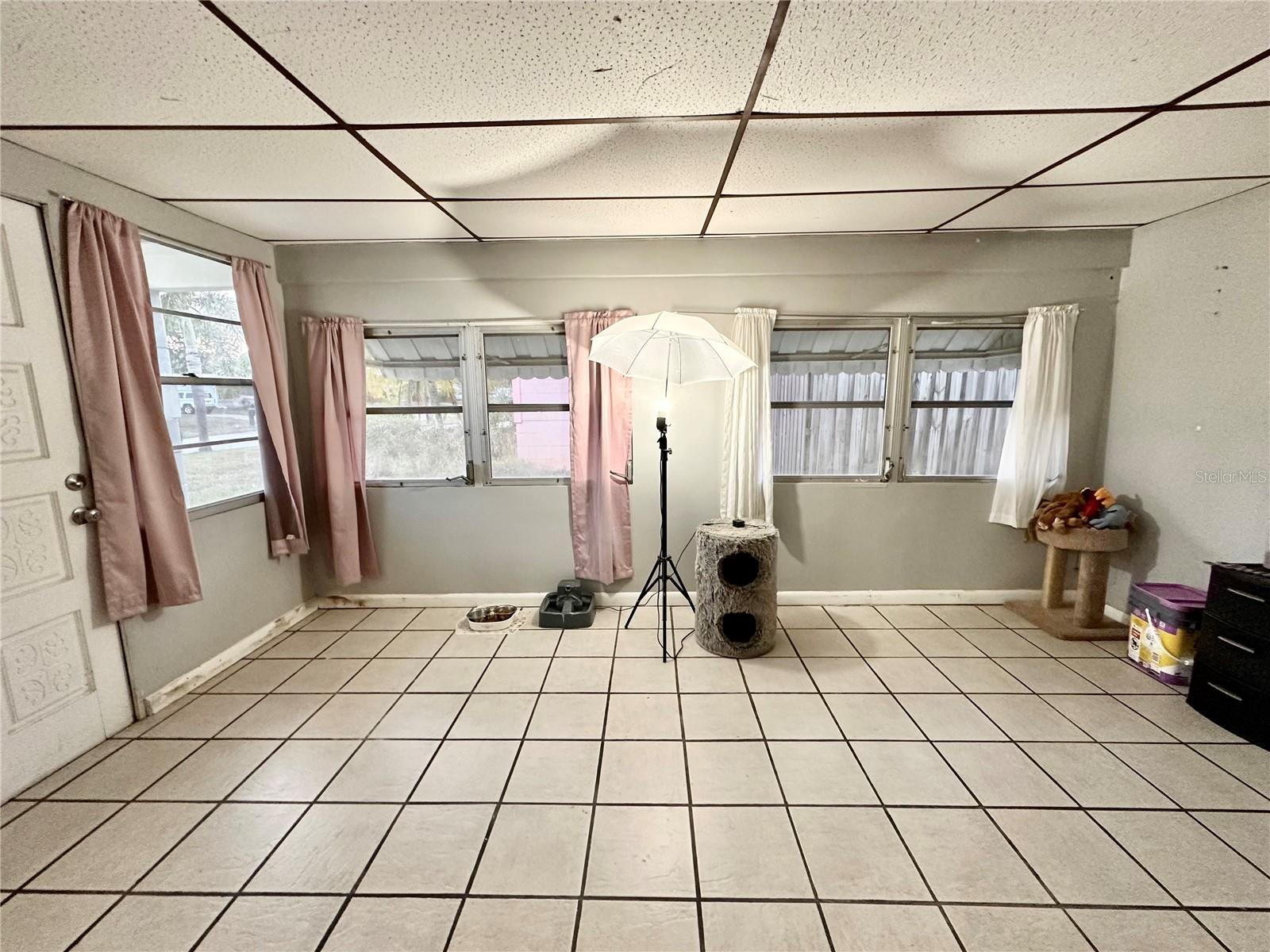 SEMINOLE GARDENS - Residential