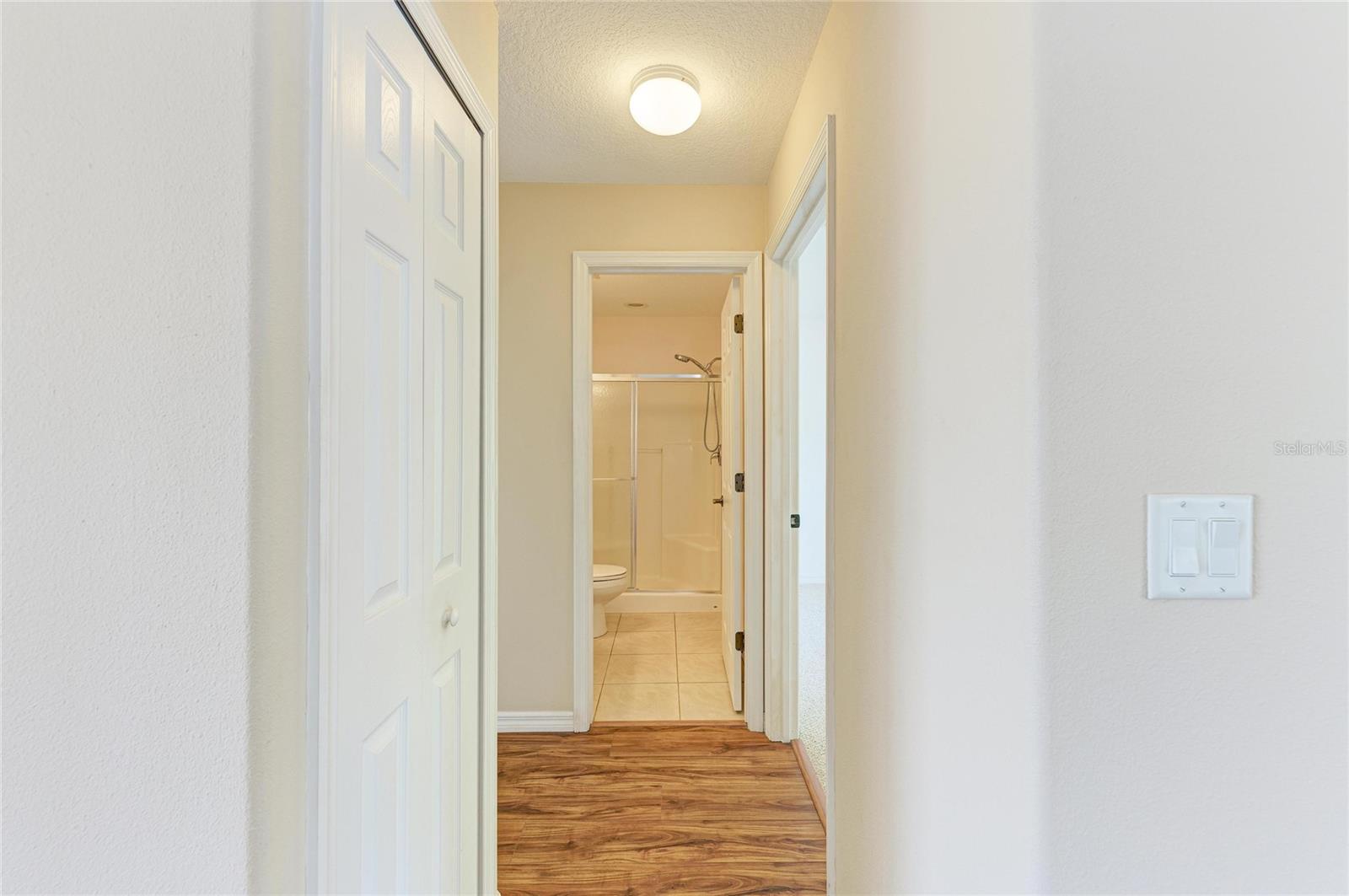 SOUTH VENICE - Residential