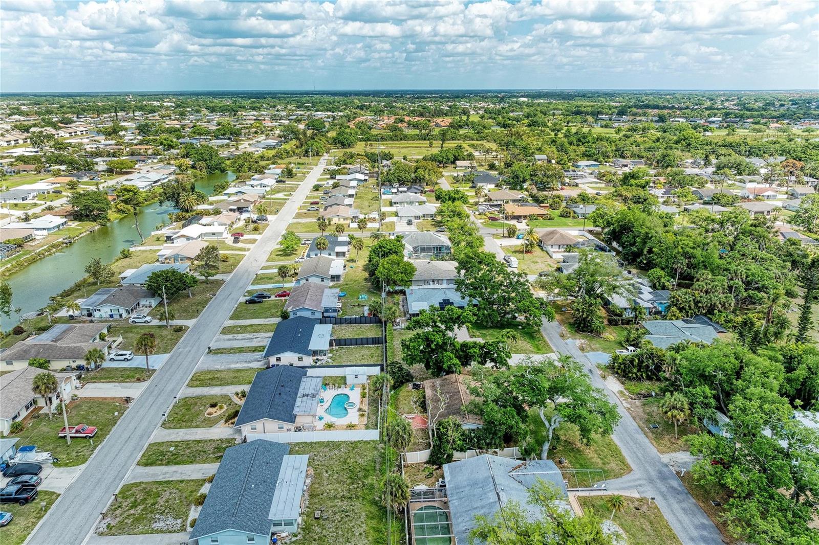 SOUTH VENICE - Residential