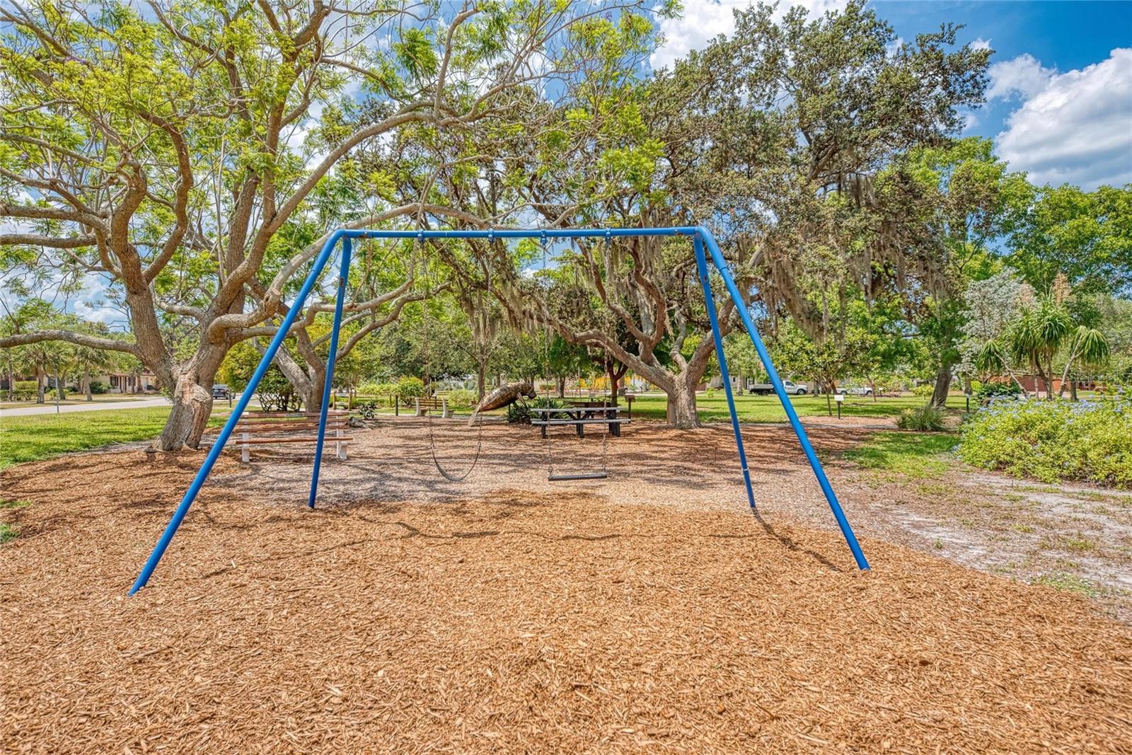 SOUTH VENICE - Residential