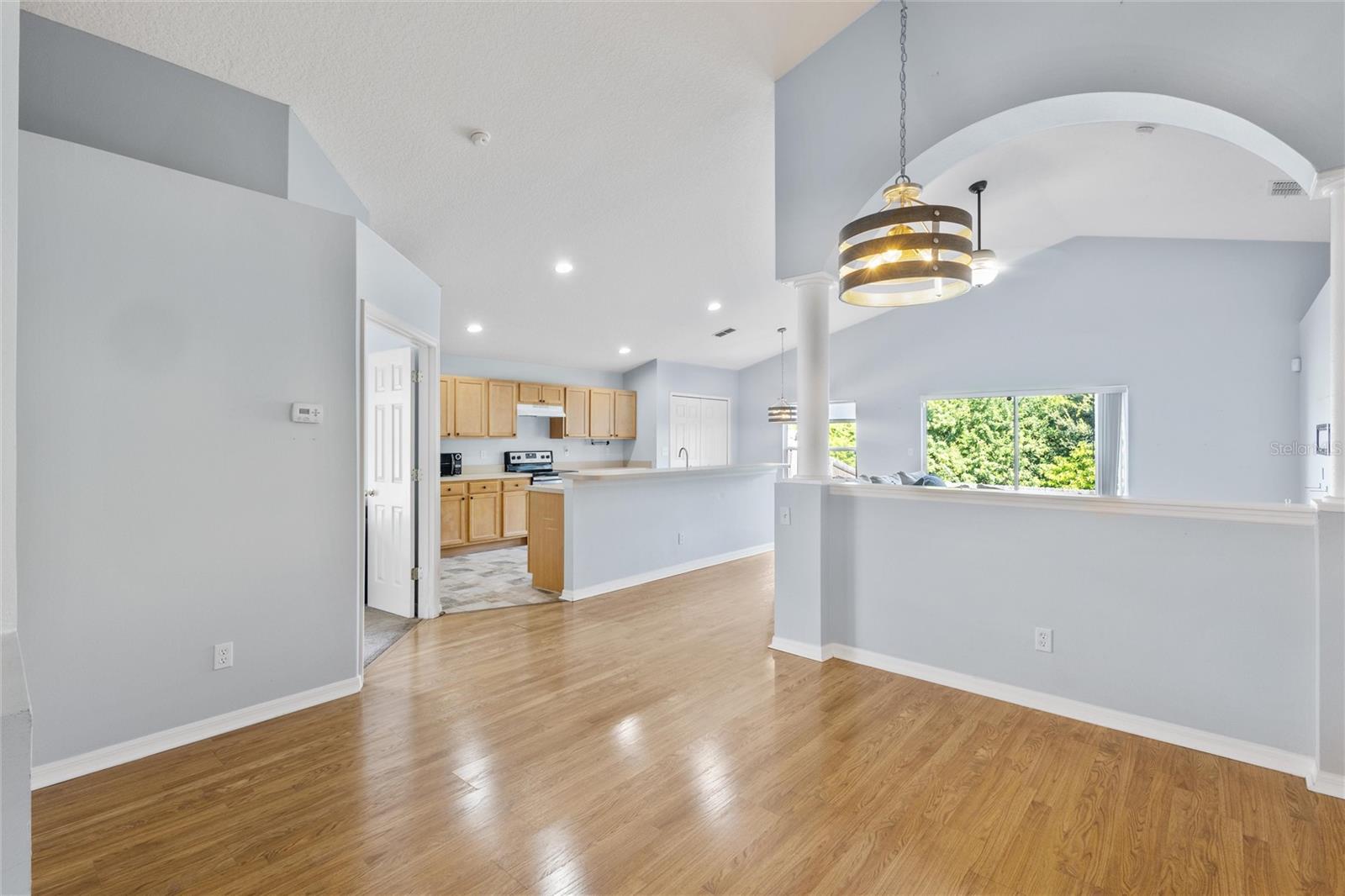 CHELSEA OAKS - Residential