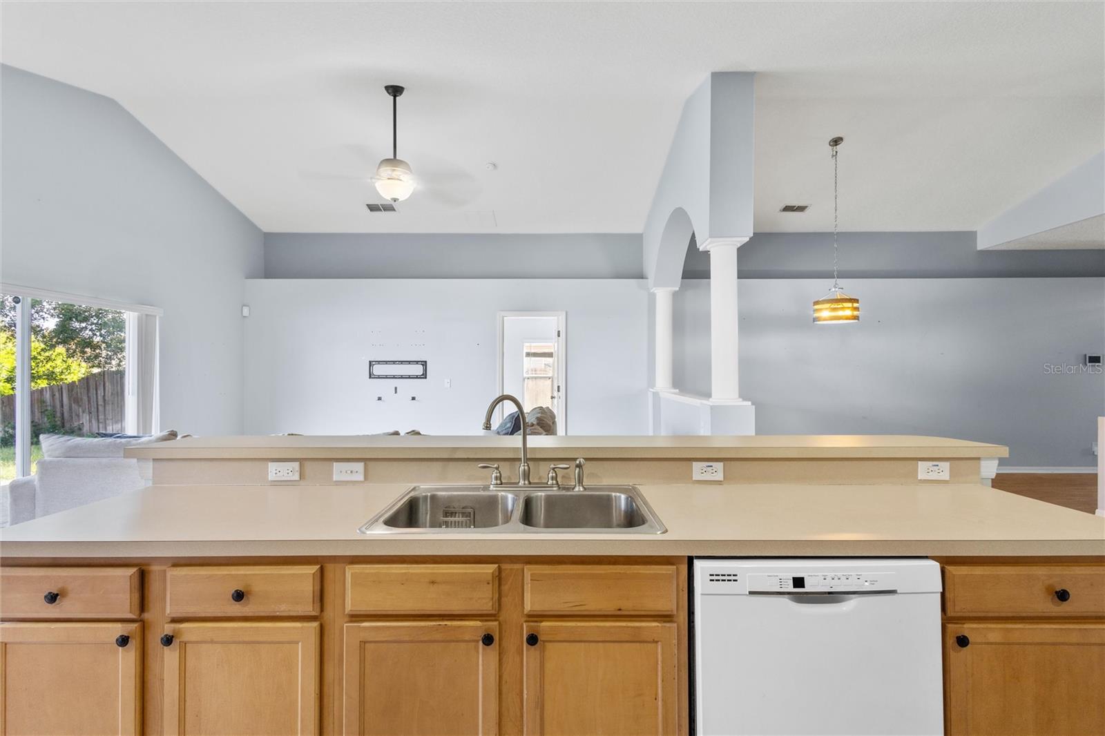 CHELSEA OAKS - Residential