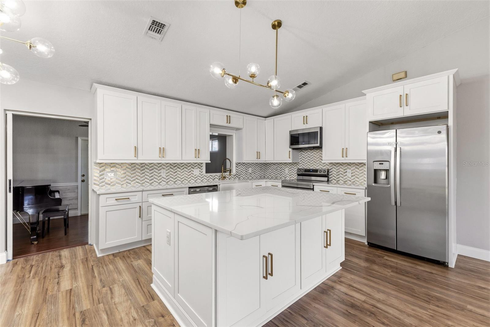 SCOTT LAKE VILLAGE - Residential